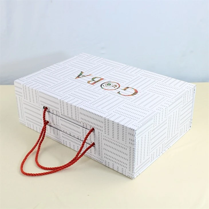 Magnetic Gift Box With Handle