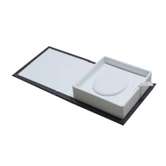 د سي ډي ډالۍ بکسونه