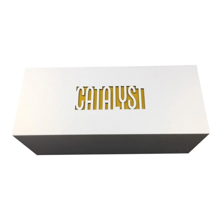 Folding Cardboard Box Magnets Closure